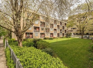 Properties for sale in Priory Green Estate - N1 9DH view1