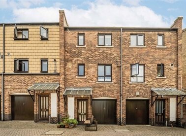 Properties for sale in Prospect Place - E1W 3TJ view1
