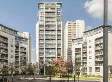 Properties for sale in Pump House Crescent - TW8 0FZ view1