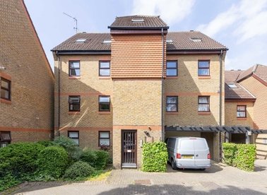 Properties sold in Pursewardens Close - W13 9PW view1