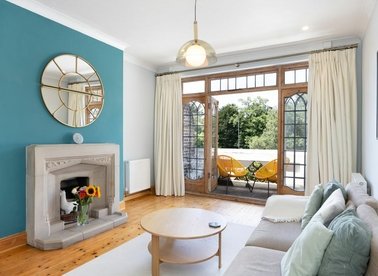 Properties for sale in Putney Hill - SW15 6RY view1