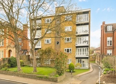 Properties for sale in Putney Hill - SW15 6AQ view1