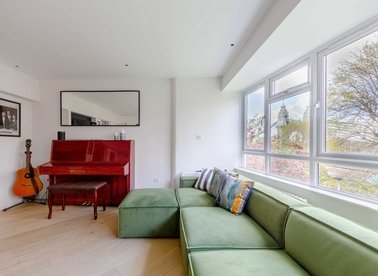 Properties for sale in Queen Caroline Street - W6 9BX view1