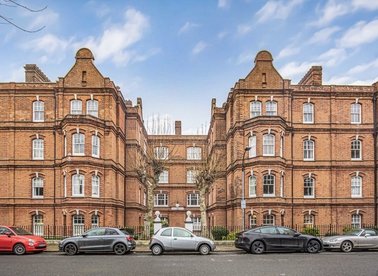 Flats for sale in Queens Club Gardens, London | Dexters Estate Agents