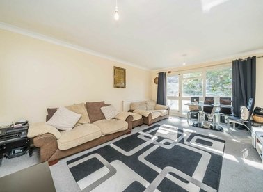 Properties for sale in Queens Road - KT2 7ST view1