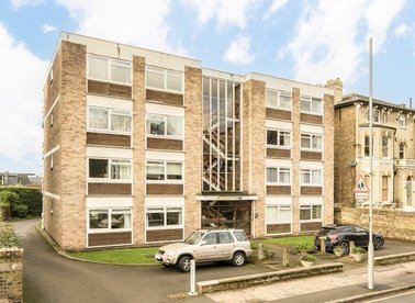 Properties for sale in Queens Road - KT2 7SJ view1