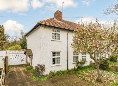Properties for sale in Queens Way - TW13 7NP view1