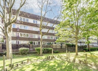 Properties for sale in Rainsborough Avenue - SE8 5SA view1