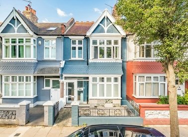 Properties for sale in Rannoch Road - W6 9SS view1