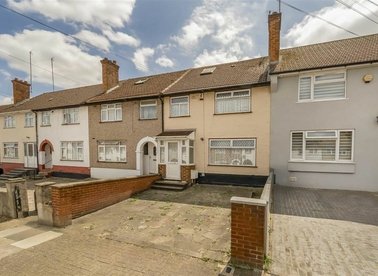 Properties for sale in Review Road - NW2 7BG view1