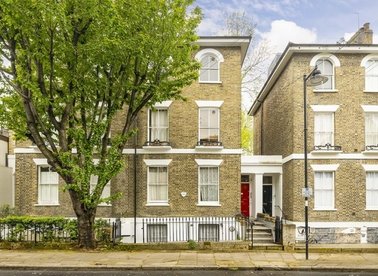 Properties for sale in Richmond Crescent - N1 0LY view1