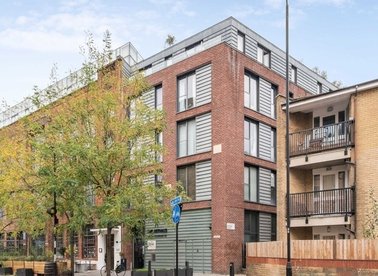 Properties for sale in Richmond Road - E8 3FF view1