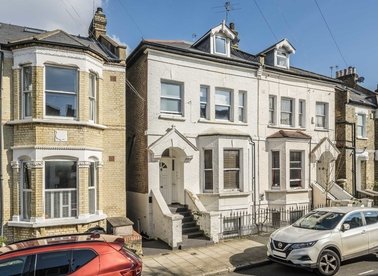 Properties for sale in Ringford Road - SW18 1RP view1