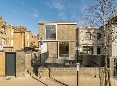 Properties for sale in Ritson Road - E8 1DE view1
