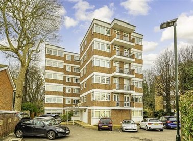 Properties for sale in River Reach - TW11 9QN view1