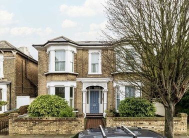 Properties for sale in Rivercourt Road - W6 9LD view1