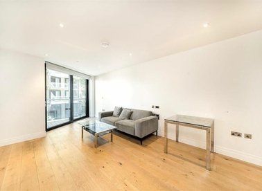 Properties for sale in Riverlight Quay - SW11 8DW view1