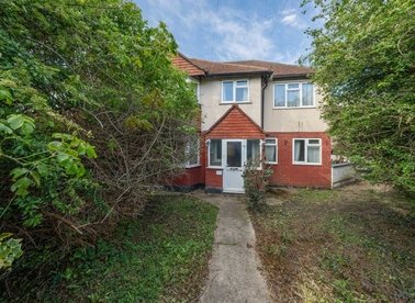 Properties for sale in Rivermeads Avenue - TW2 5JJ view1