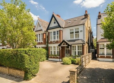 Properties for sale in Rodenhurst Road - SW4 8AF view1