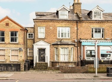 Properties for sale in Roehampton Lane - SW15 4LB view1