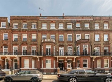 Properties for sale in Rosary Gardens - SW7 4NS view1