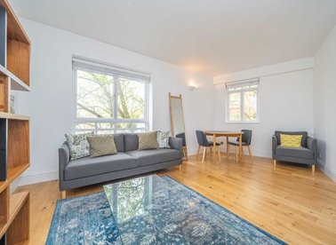 Properties for sale in Rosebery Court - EC1R 5HP view1