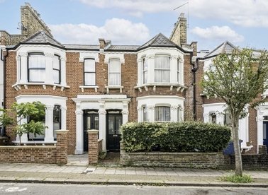 Properties for sale in Rosenthorpe Road - SE15 3EG view1