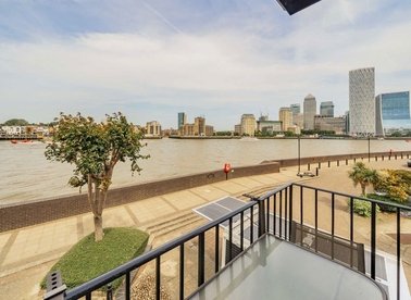 Properties for sale in Rotherhithe Street - SE16 5FT view1
