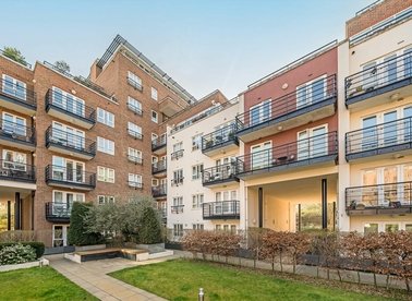 Properties for sale in Royal Quarter - KT2 5BJ view1