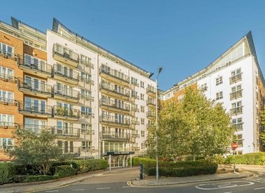 Properties for sale in Royal Quarter - KT2 5BY view1