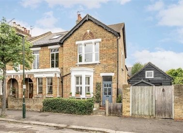 Properties for sale in Royal Road - TW11 0SB view1