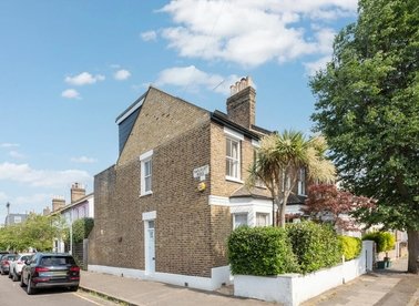 Properties for sale in Russell Road - SW19 1LW view1