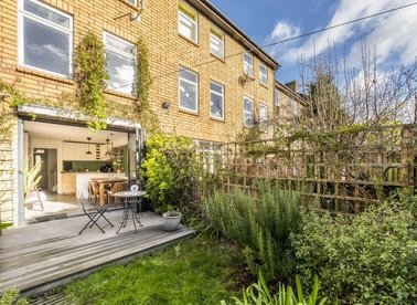 Properties sold in Sandringham Road - E8 2HJ view1