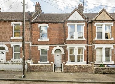 Properties for sale in Sandrock Road - SE13 7TP view1