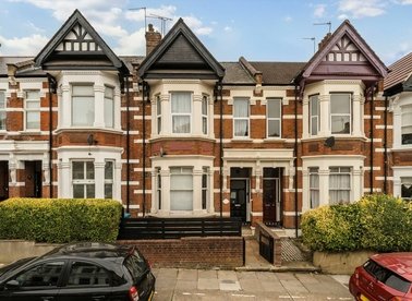 Properties for sale in Sellons Avenue - NW10 4HJ view1