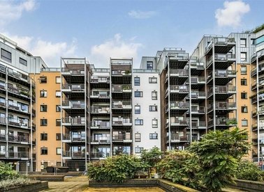 Properties for sale in Seren Park Gardens - SE3 7RR view1