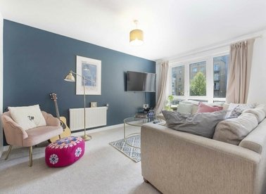 Properties for sale in Seven Sisters Road - N4 2LX view1