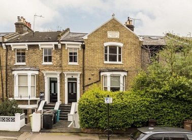 Properties for sale in Shacklewell Lane - E8 2EY view1