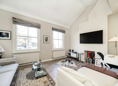 Properties for sale in Shakespeare Road - W3 6SF view1