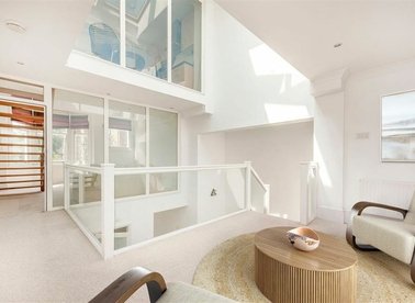 Properties for sale in Shandon Road - SW4 9HS view1