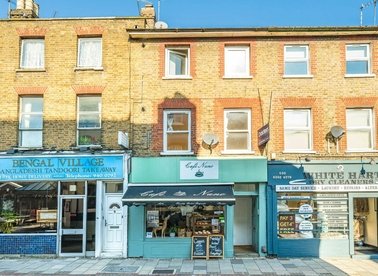 Properties for sale in Sheen Road - TW9 1UF view1