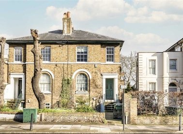 Properties for sale in Shooters Hill Road - SE3 8UQ view1