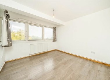Properties for sale in Sidney Street - E1 2HQ view1