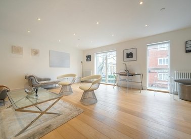 Properties for sale in Sirdar Road - W11 4EF view1