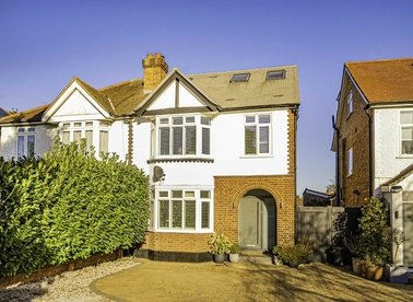 Properties sold in Sixth Cross Road - TW2 5PD view1