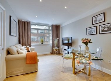 Properties for sale in Sloane Avenue - SW3 3BE view1