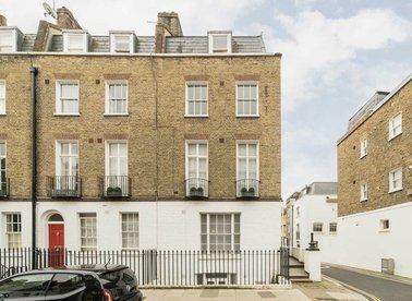 Properties for sale in Smith Street - SW3 4EW view1