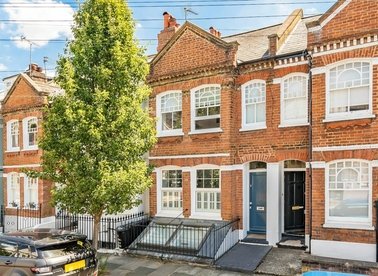 Properties for sale in Snowbury Road - SW6 2NR view1