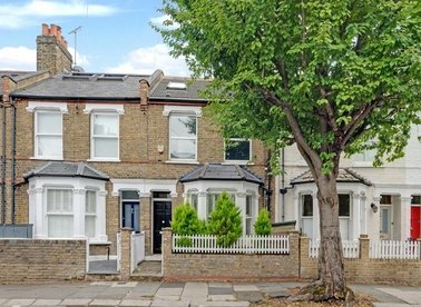 Properties for sale in Somerset Road - W4 5DN view1