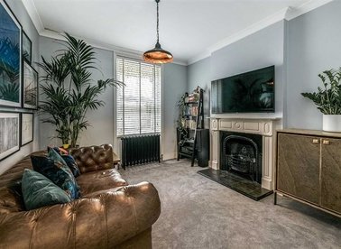 Properties for sale in South Lambeth Road - SW8 1UY view1